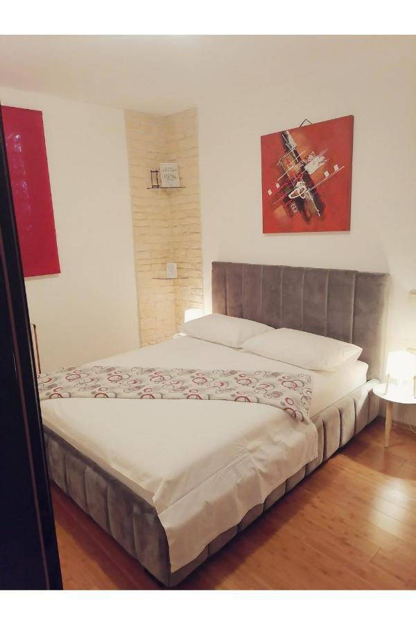 Apartments Alisa Бродариця Екстер'єр фото