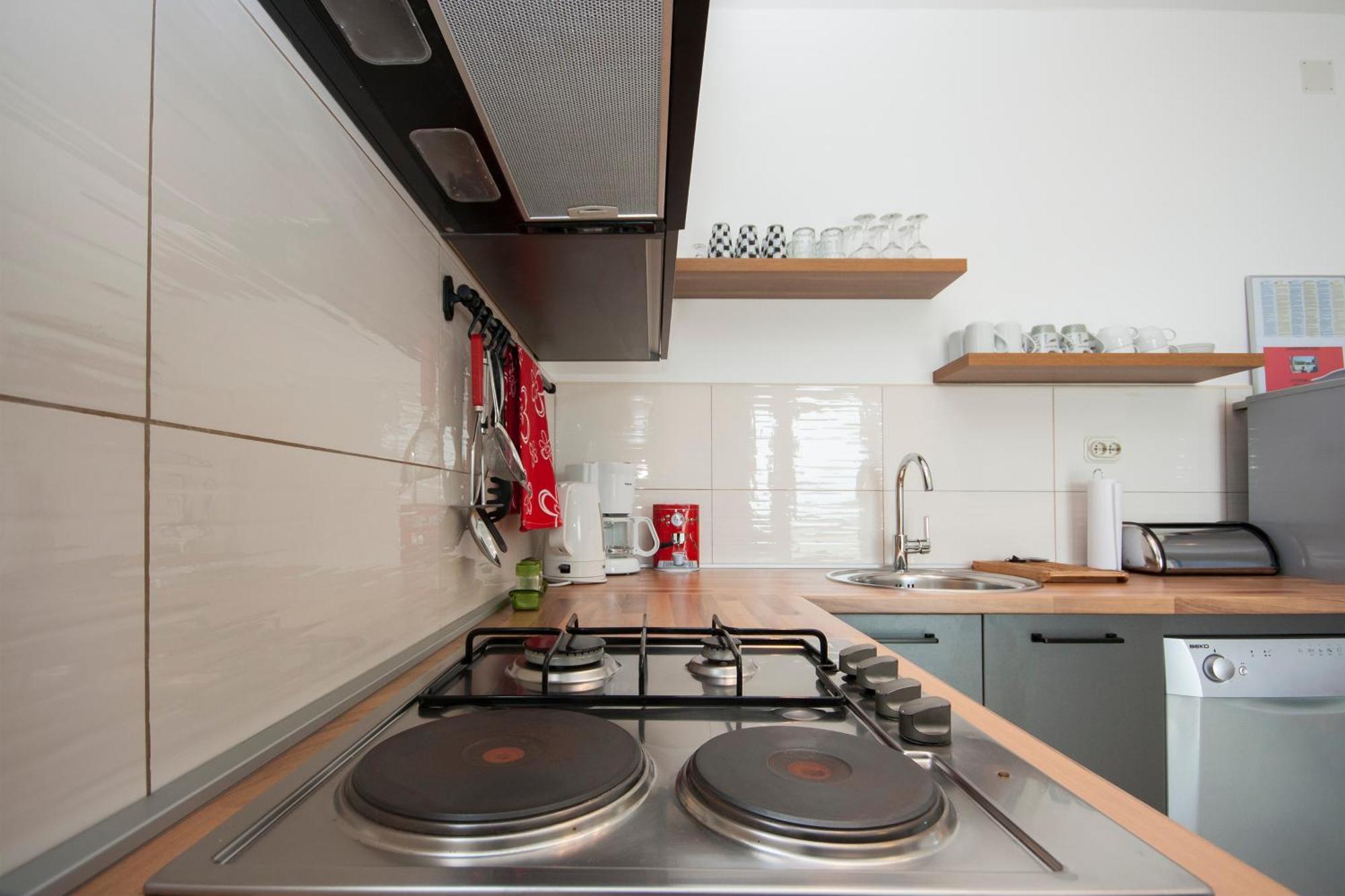 Apartments Alisa Бродариця Екстер'єр фото
